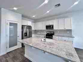 6692 E Cambridge Ave - Photo 1 of 1