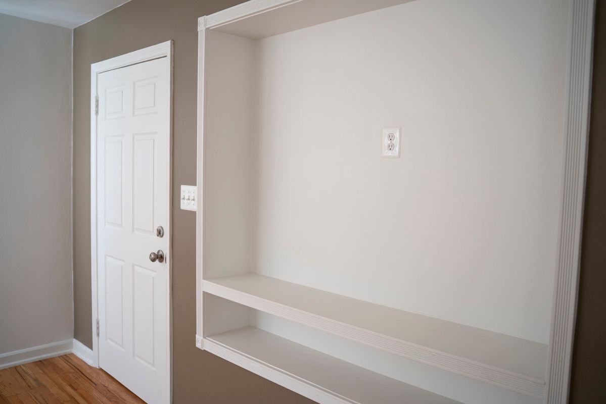 8206 Old Harford Rd - Photo 3 of 26