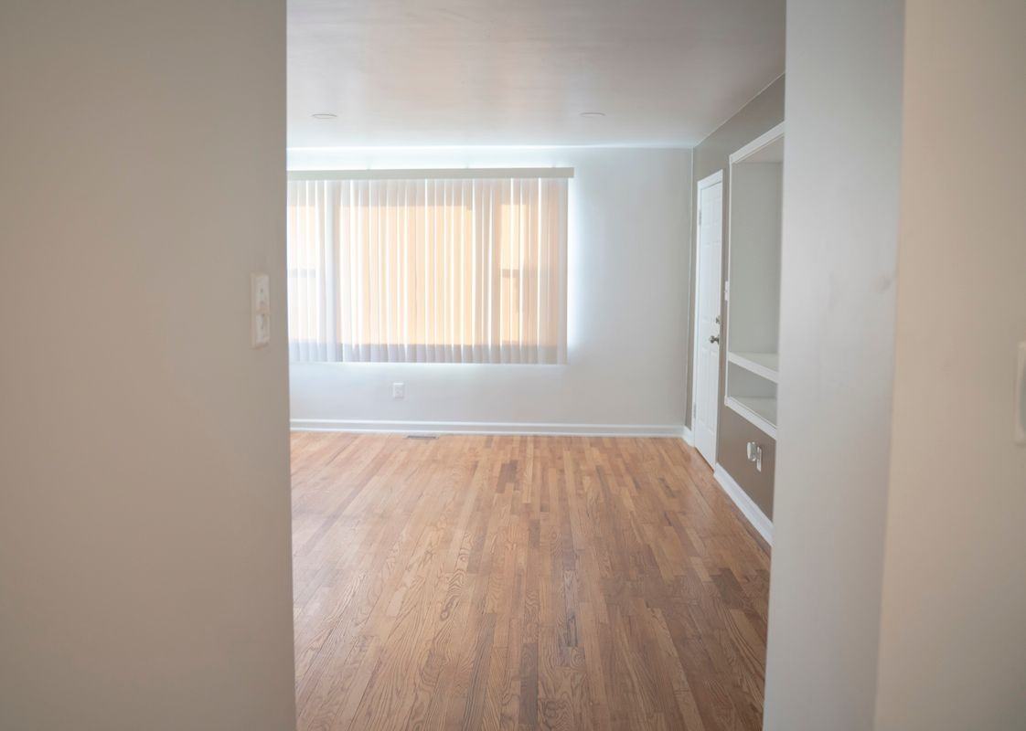 8206 Old Harford Rd - Photo 4 of 26