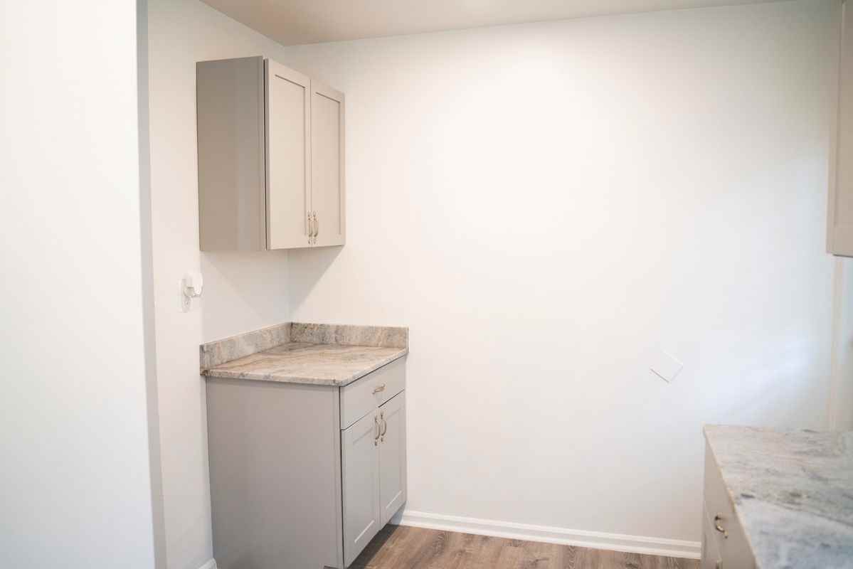 8206 Old Harford Rd - Photo 7 of 26