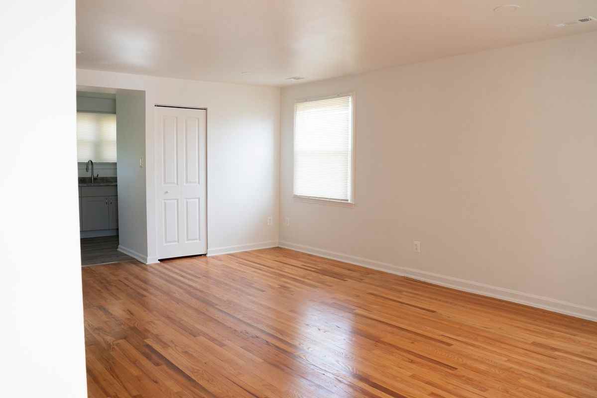 8206 Old Harford Rd - Photo 2 of 35