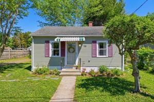 featured image of 106 Midway Oval