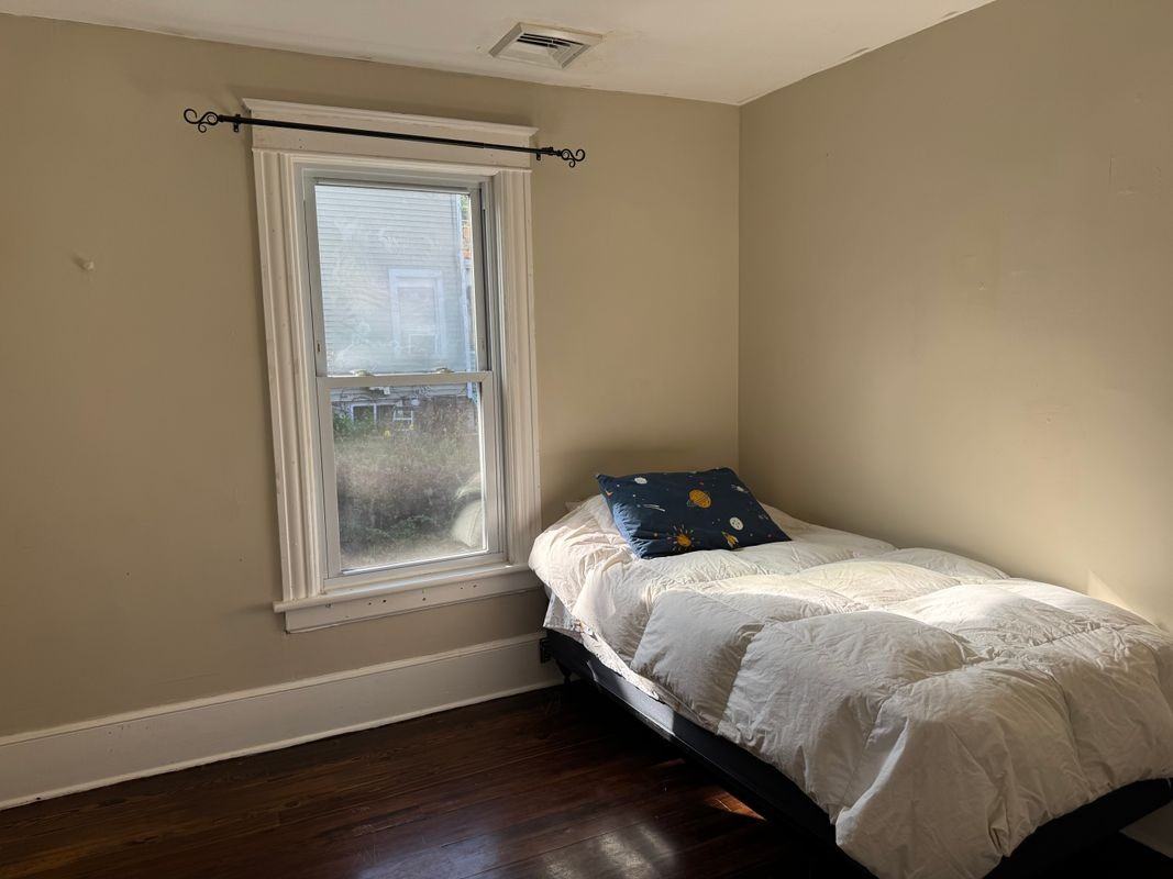 9 Bartlett St - Photo 4 of 8