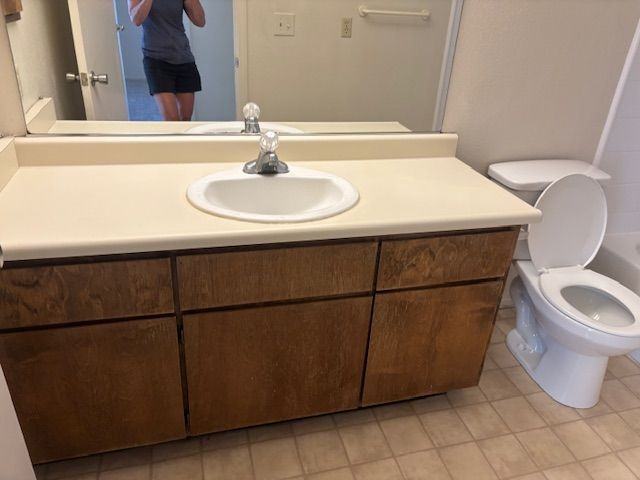 828 Adams Ter Apt A - Photo 4 of 12