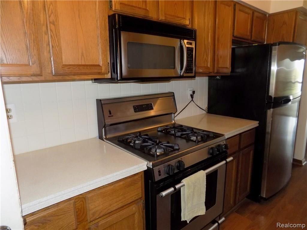 48195 Bayshore Dr - Photo 7 of 18