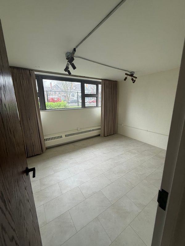 130 Linwood Ave - Photo 5 of 13
