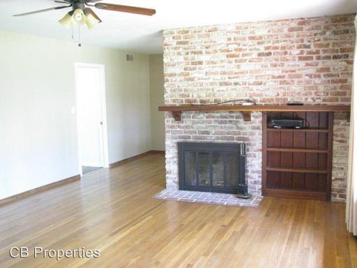 2352 Stearns Rd - Photo 2 of 13