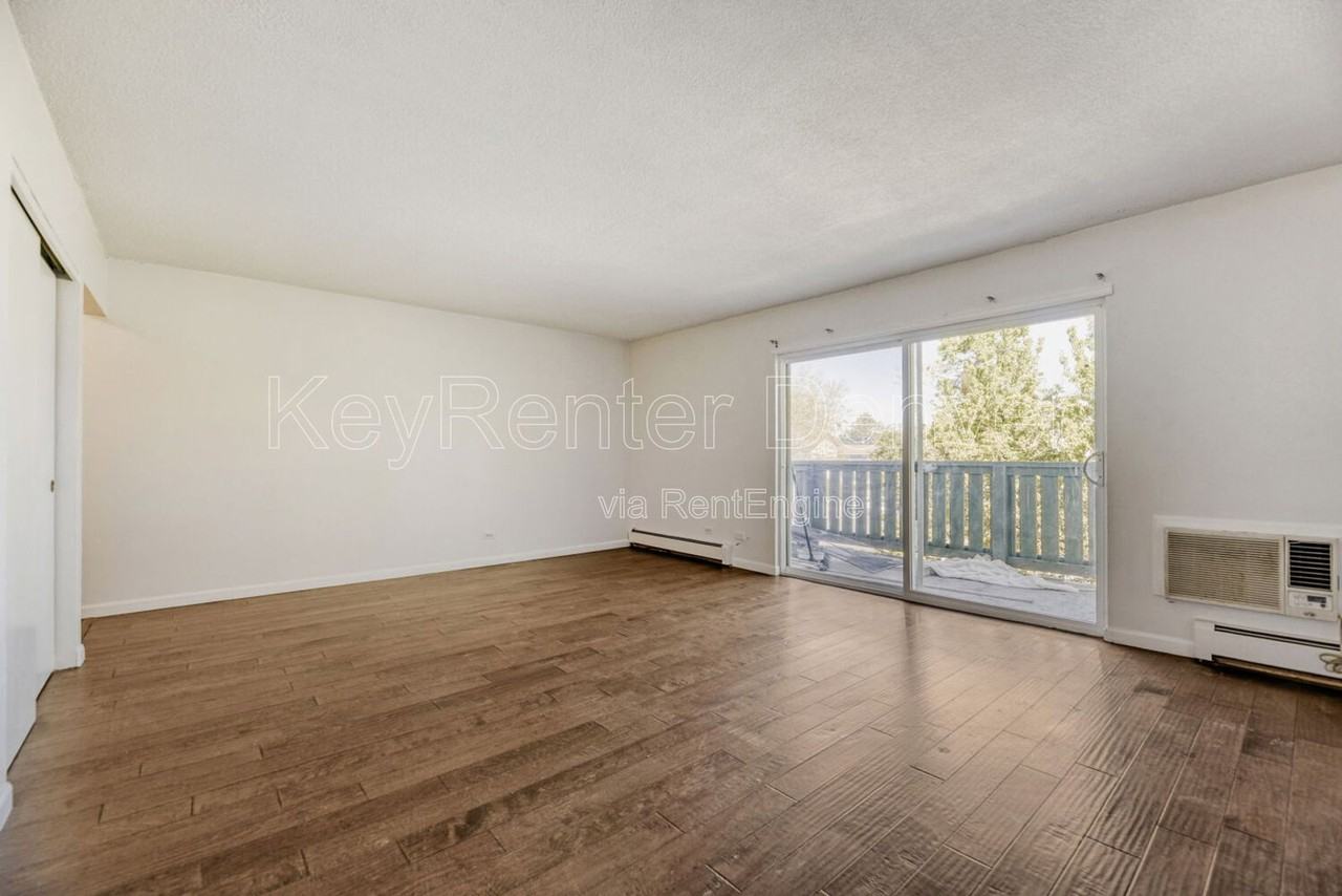 2120 S Vaughn Way #206F - Photo 6 of 18