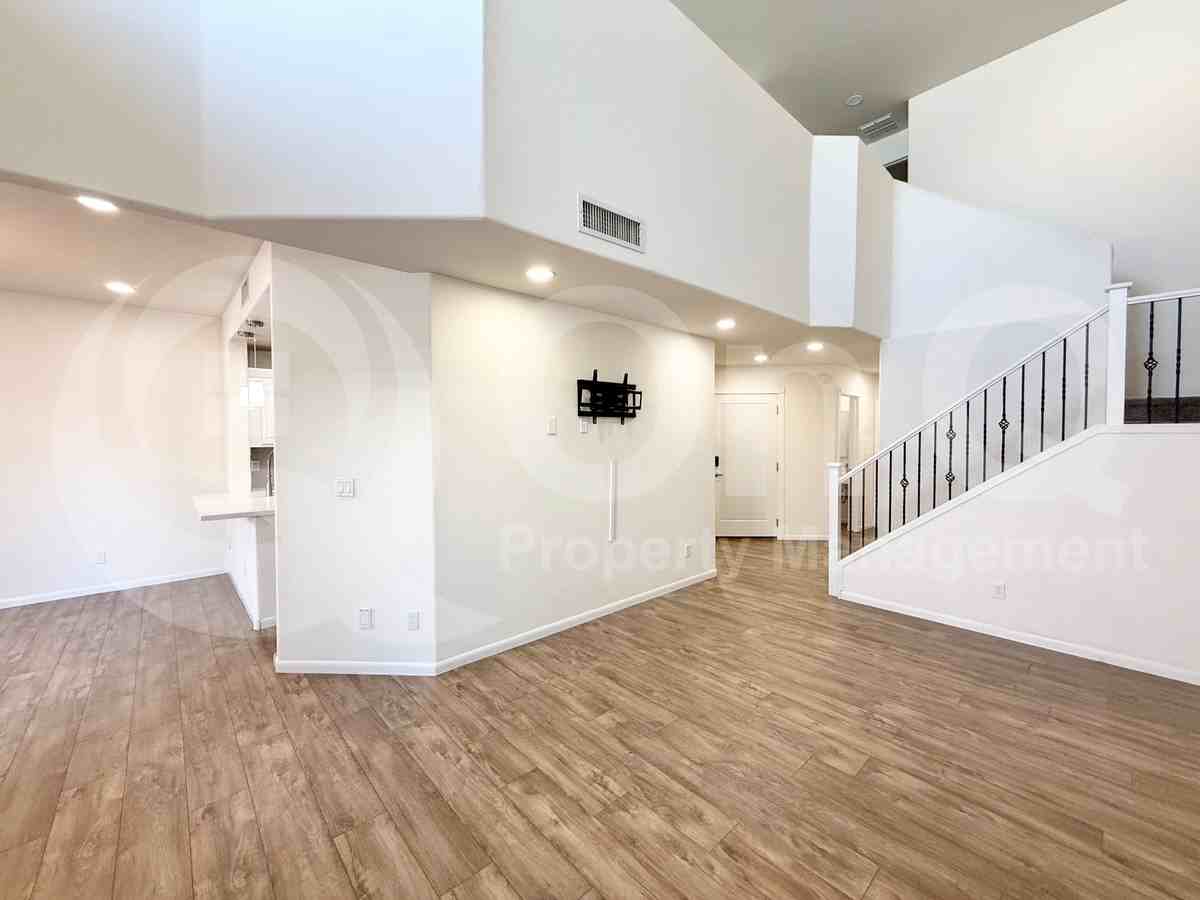 4140 N 21st St #3 - Photo 6 of 34