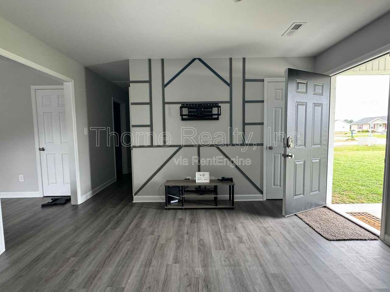 2414 Heath Ln - Photo 2 of 16