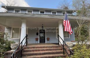 featured image of 340 W End Blvd
