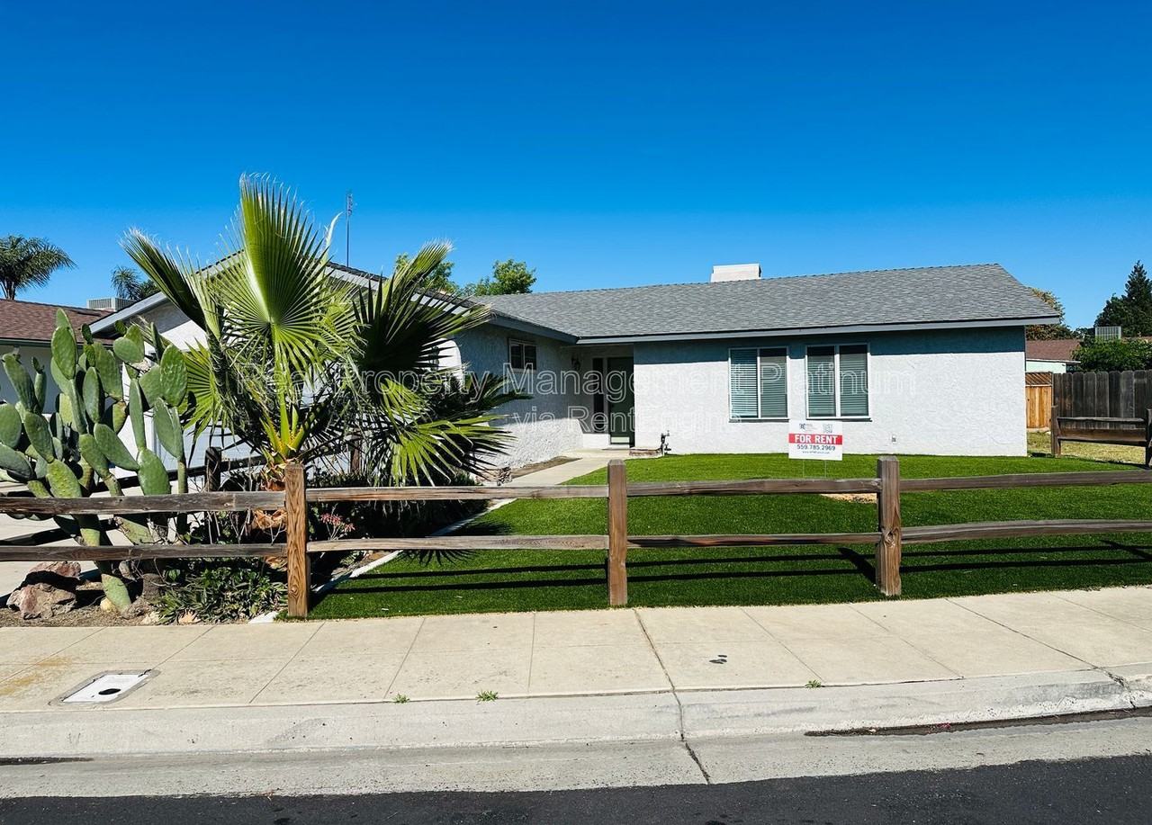 3095 Anderson Ave - Photo 2 of 15