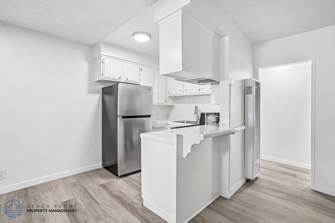 La Rue Apartments - Photo 3 of 49