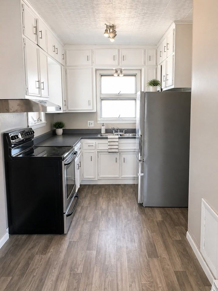 504 E Honeywell Ave #1 - Photo 3 of 6