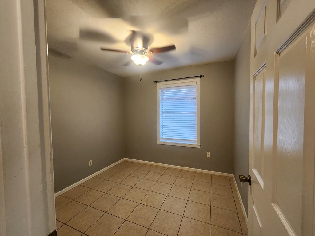 825 Citrus Ter - Photo 2 of 11