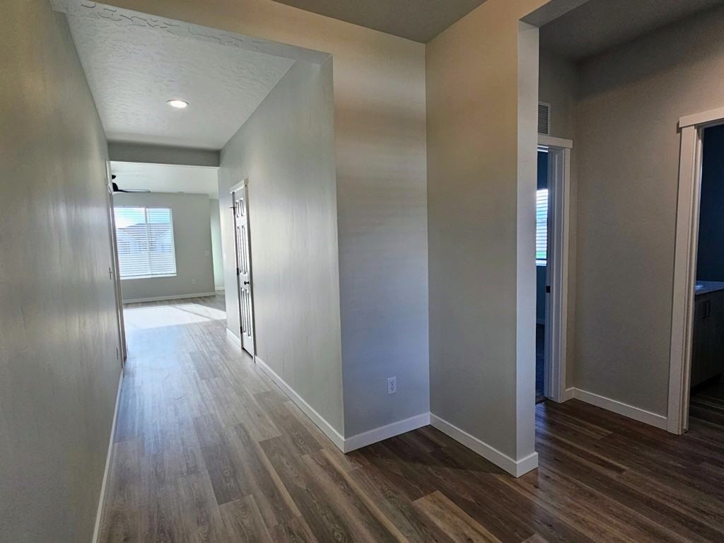 515 Hamlow Ave - Photo 7 of 12