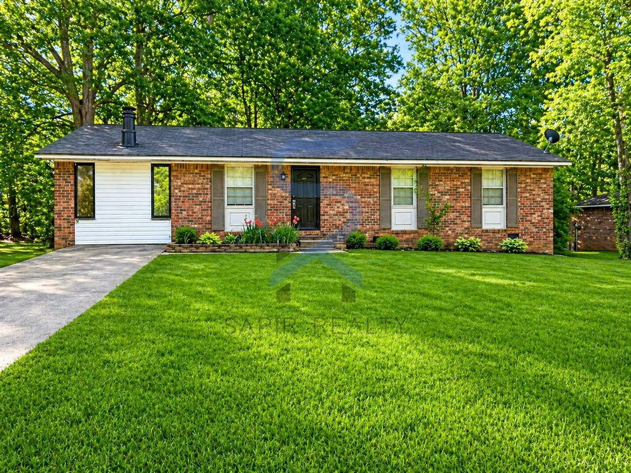 1433 Iron Gate Blvd - Photo 2 of 7