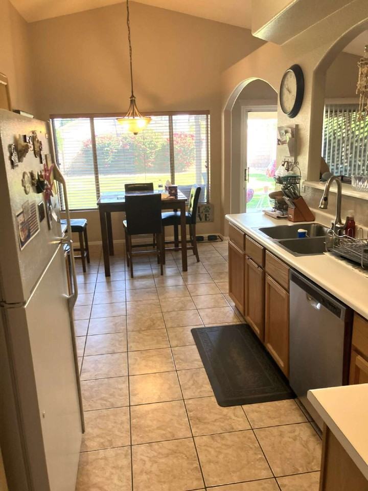 786 E Park Ave - Photo 2 of 11