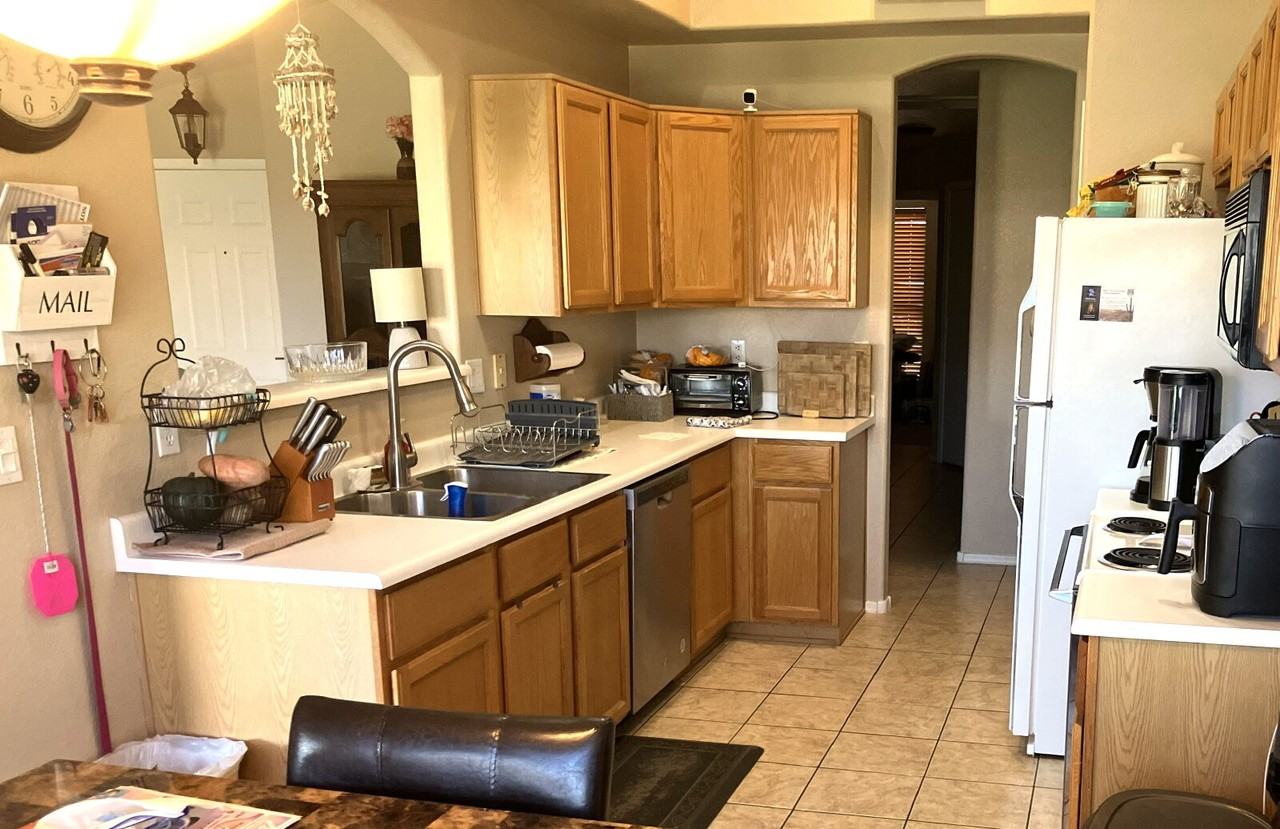 786 E Park Ave - Photo 3 of 11