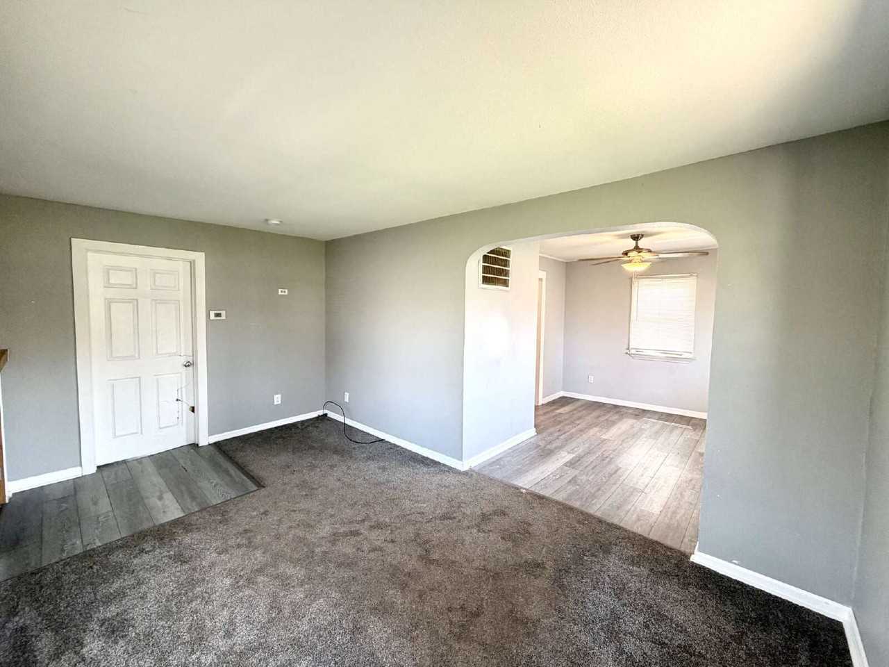 2516 Bewick St - Photo 4 of 13