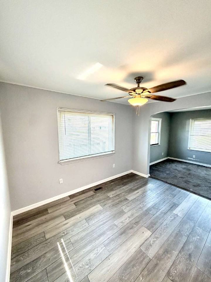 2516 Bewick St - Photo 5 of 13
