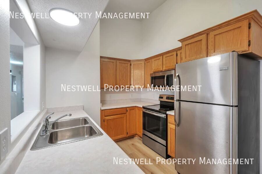 1329 W 1520 N - Photo 2 of 20