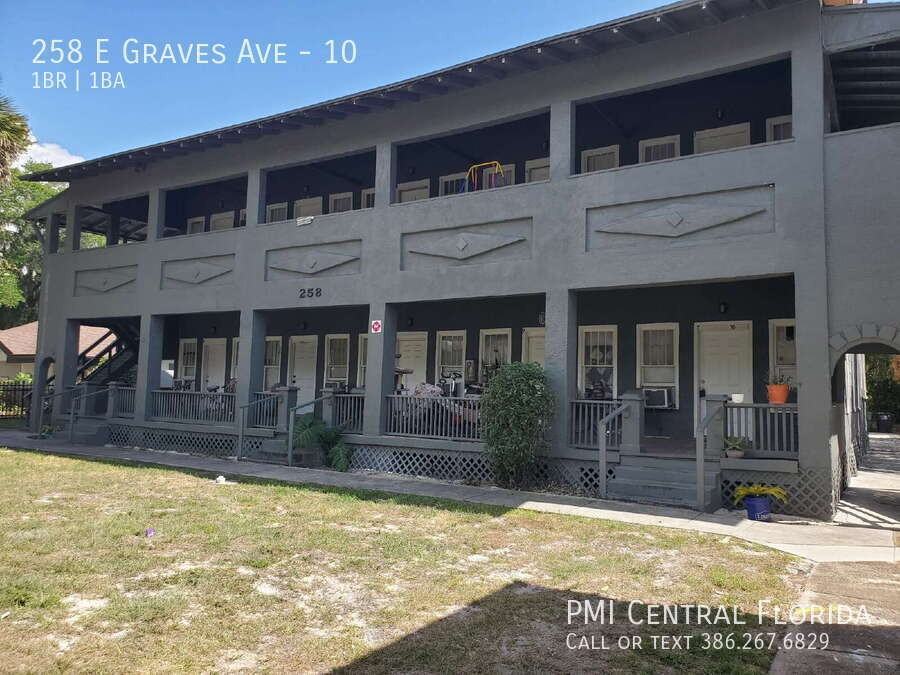 258 E Graves Ave #10 - Photo 3 of 14