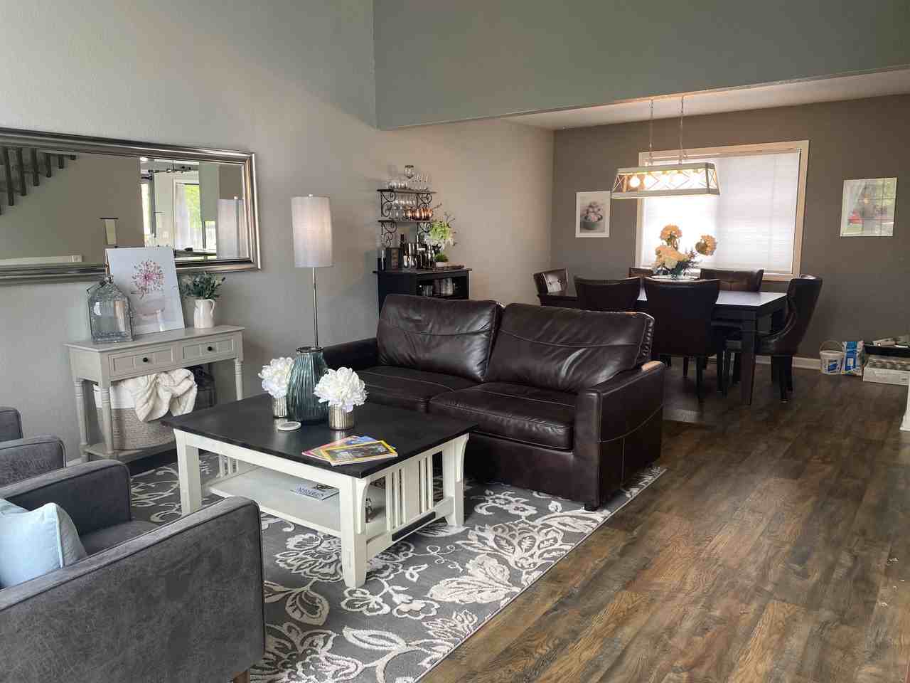 4426 S Tinker Ave #NA - Photo 2 of 7