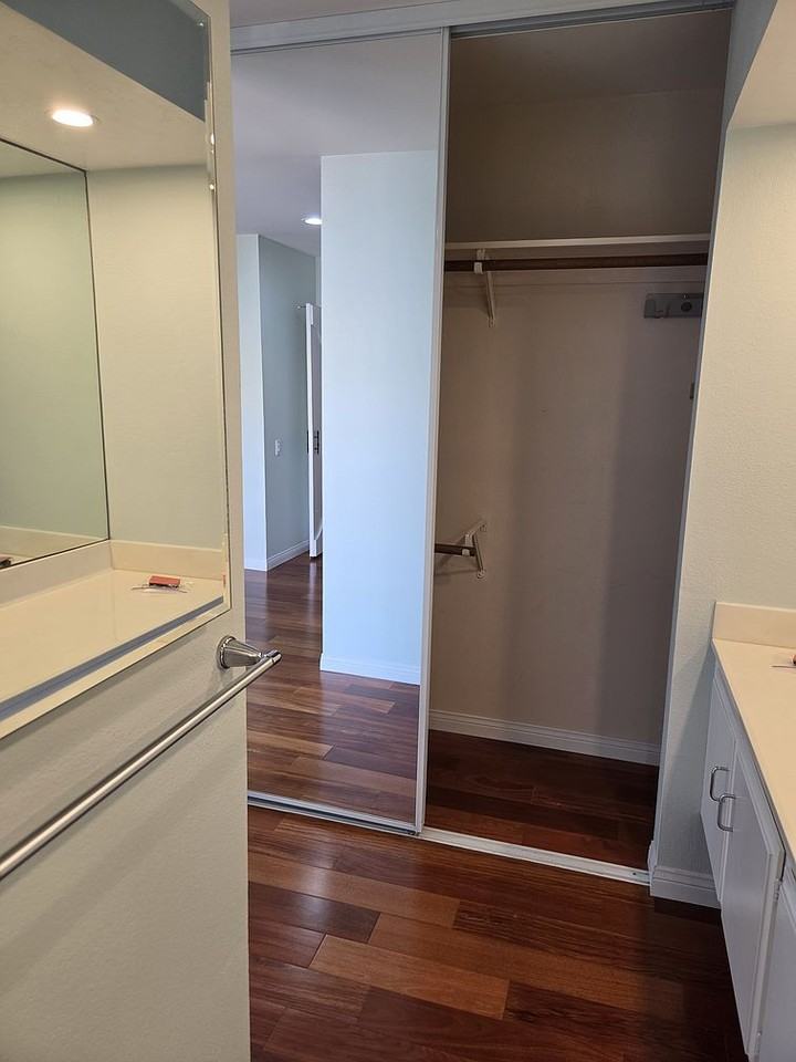 6733 Park Ridge Blvd #NA - Photo 4 of 19