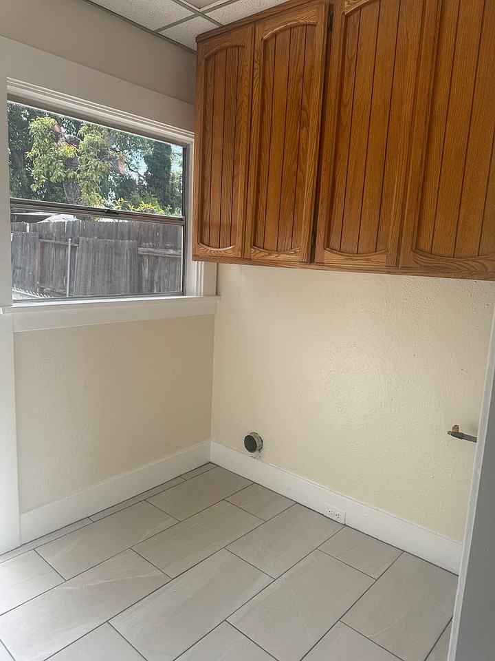 6316 Gregory Ave #NA - Photo 6 of 12