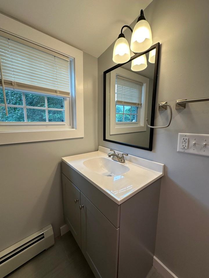 2 Adelaide Ave #A - Photo 3 of 20