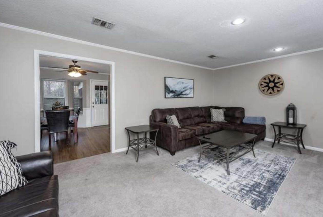 6324 Allwood Dr #2 - Photo 6 of 15