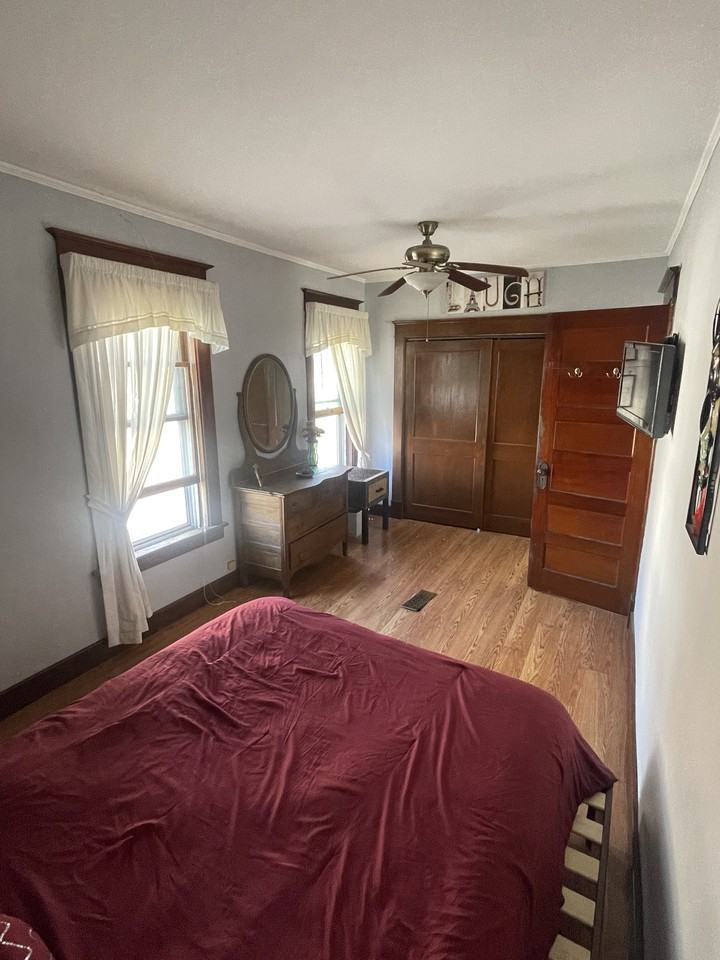 830 Plymouth Ave #830 - Photo 7 of 12