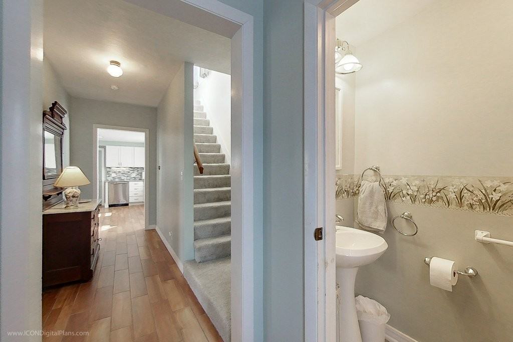 16 Robinson St #NA - Photo 3 of 23