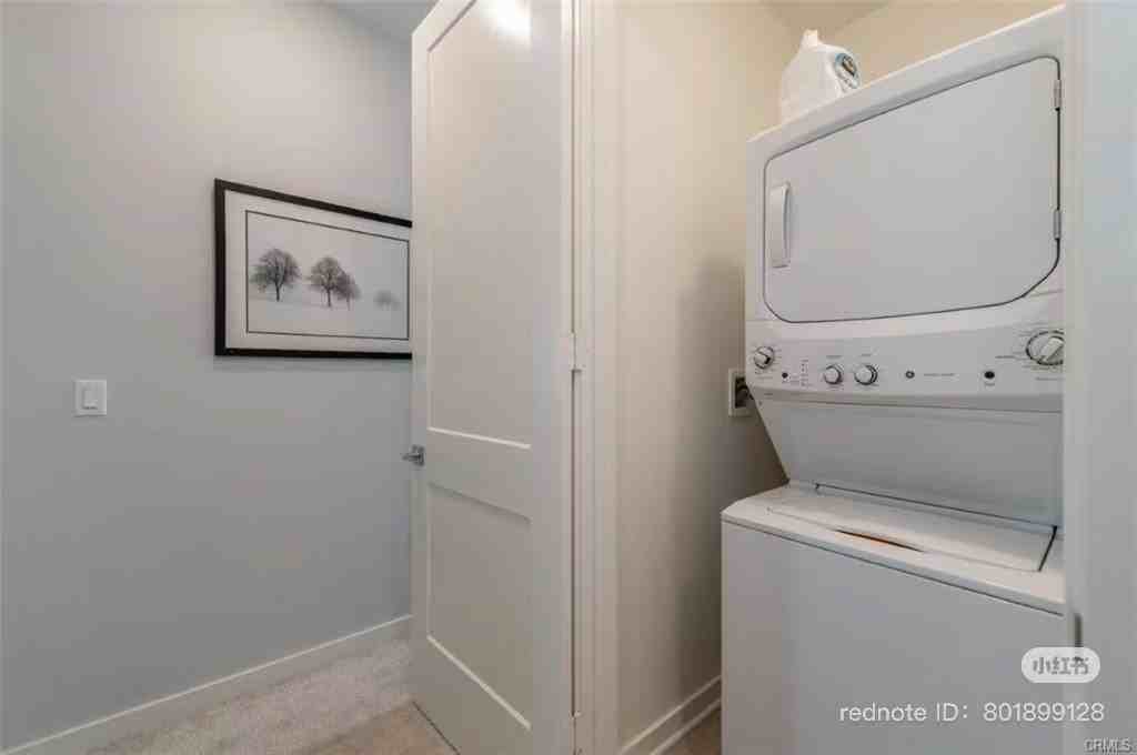 2262 Rose Garden Ct #NA - Photo 2 of 9