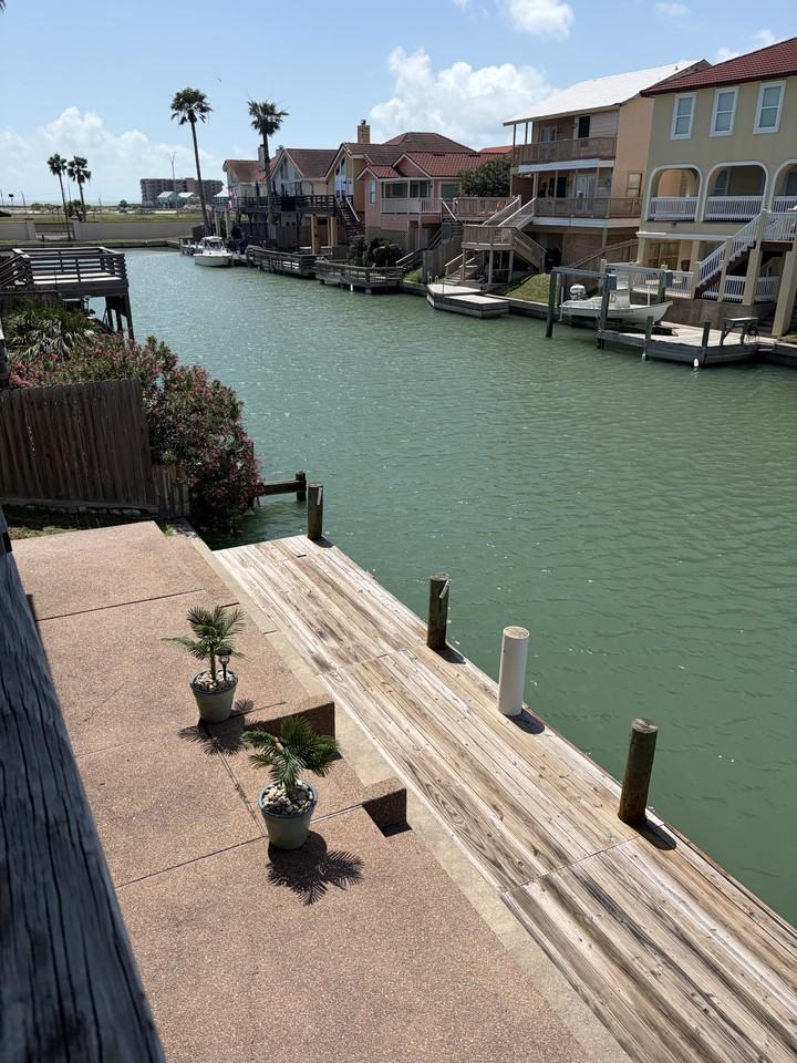 729 Crown Hbr #NA - Photo 3 of 20