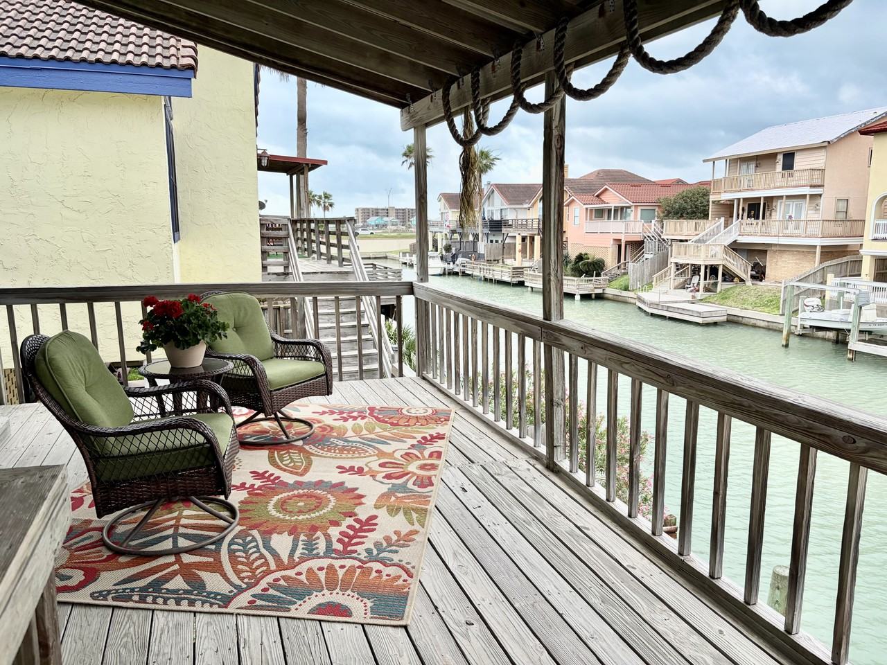 729 Crown Hbr #NA - Photo 4 of 20