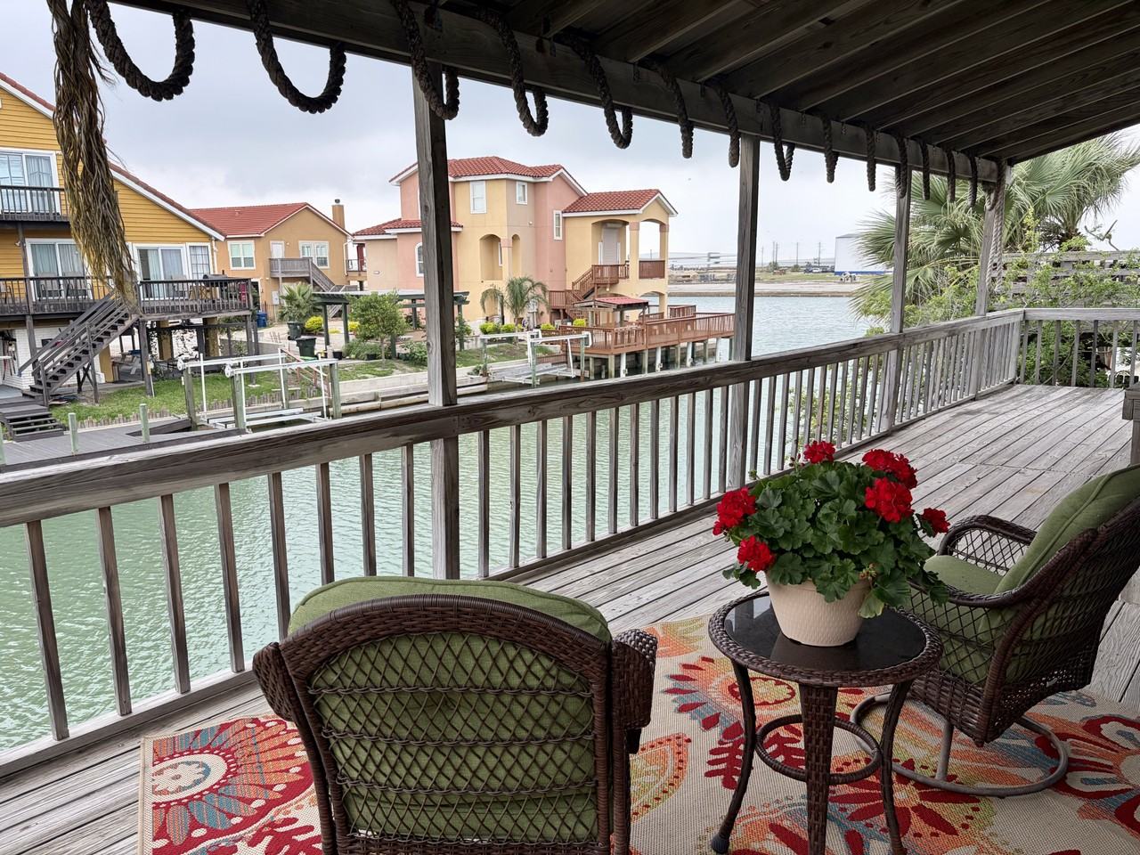 729 Crown Hbr #NA - Photo 5 of 20