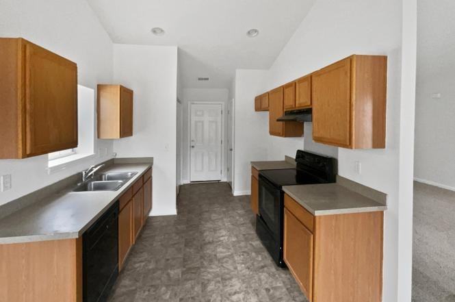 9008 Fieldstone Trce #NA - Photo 3 of 18