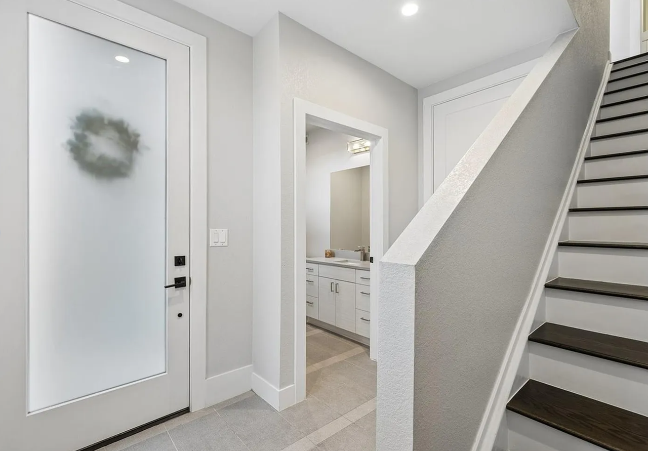 1583 Grove St #2 - Photo 3 of 15