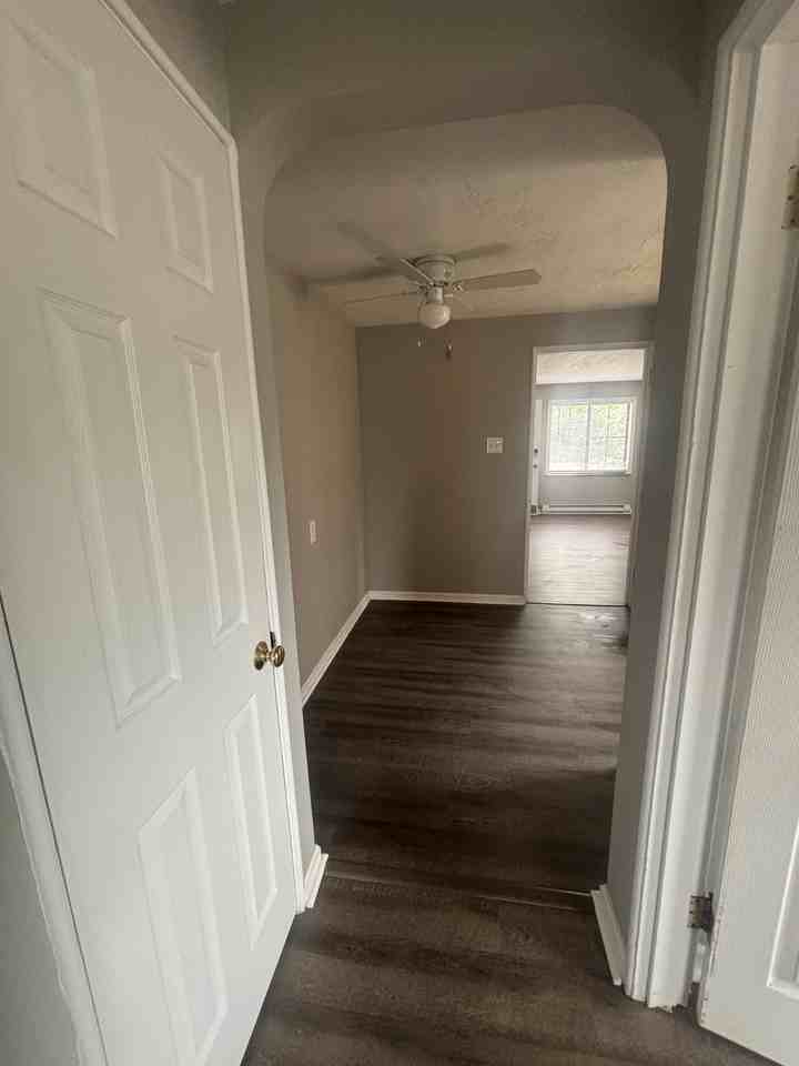 539 Corona Ave #A - Photo 3 of 7