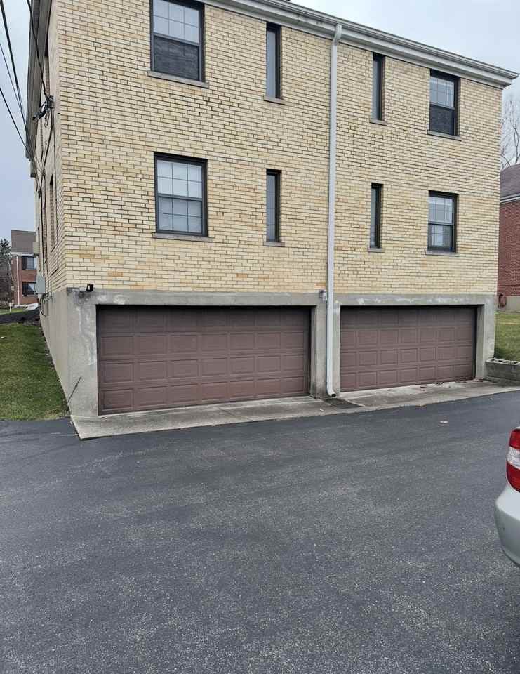 539 Corona Ave #A - Photo 7 of 7