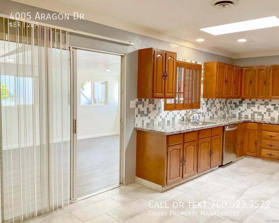 4005 Aragon Dr - Photo 2 of 24