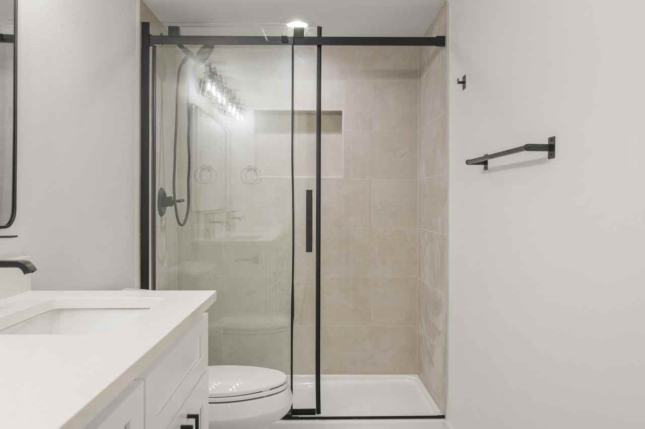 110 Nw 83rd St #2 - Photo 7 of 9