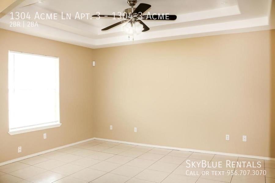 1304 Acme Ln Apt 3 #1304-3ACME - Photo 3 of 37