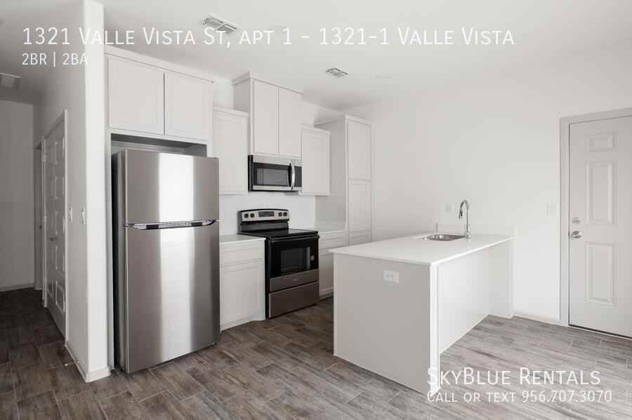 1321 Valle Vista St - Photo 2 of 15