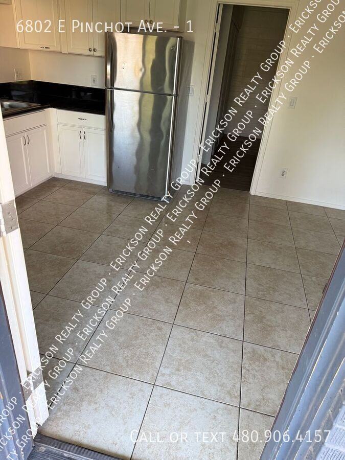 6802 E Pinchot Ave #1 - Photo 7 of 7