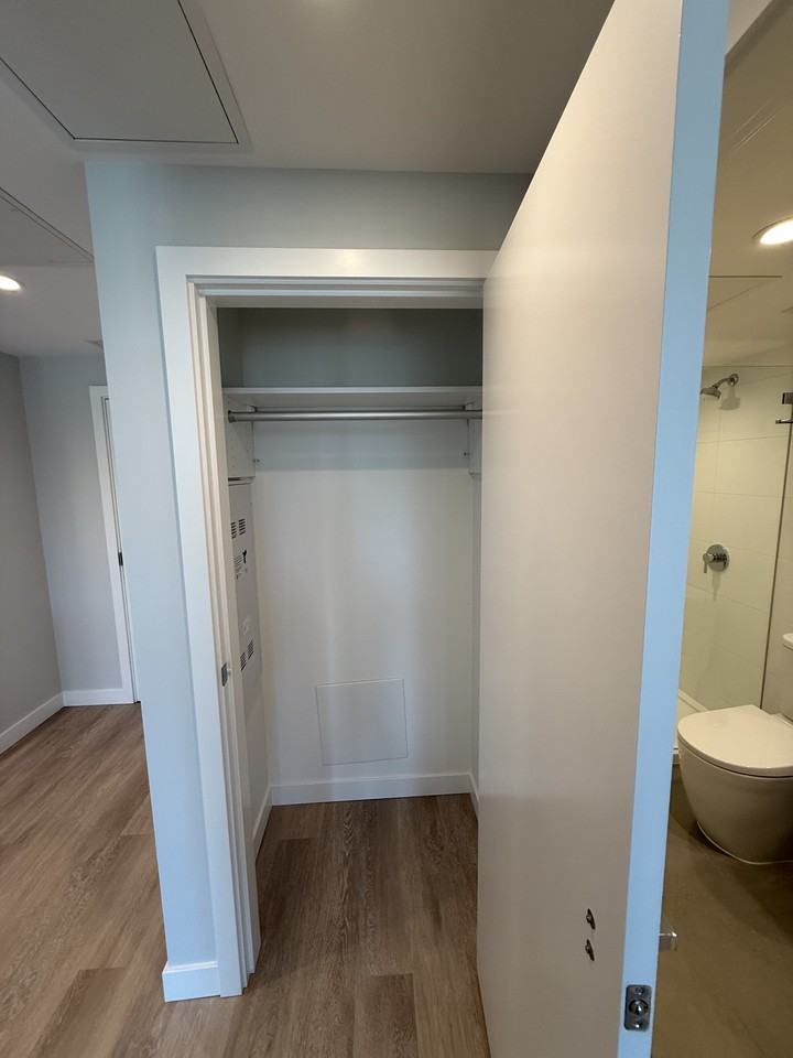 567 Emerson Street - Photo 6 of 29