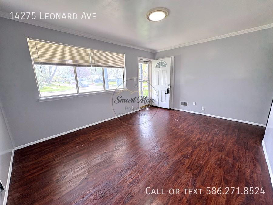 14275 Leonard Ave - Photo 2 of 17