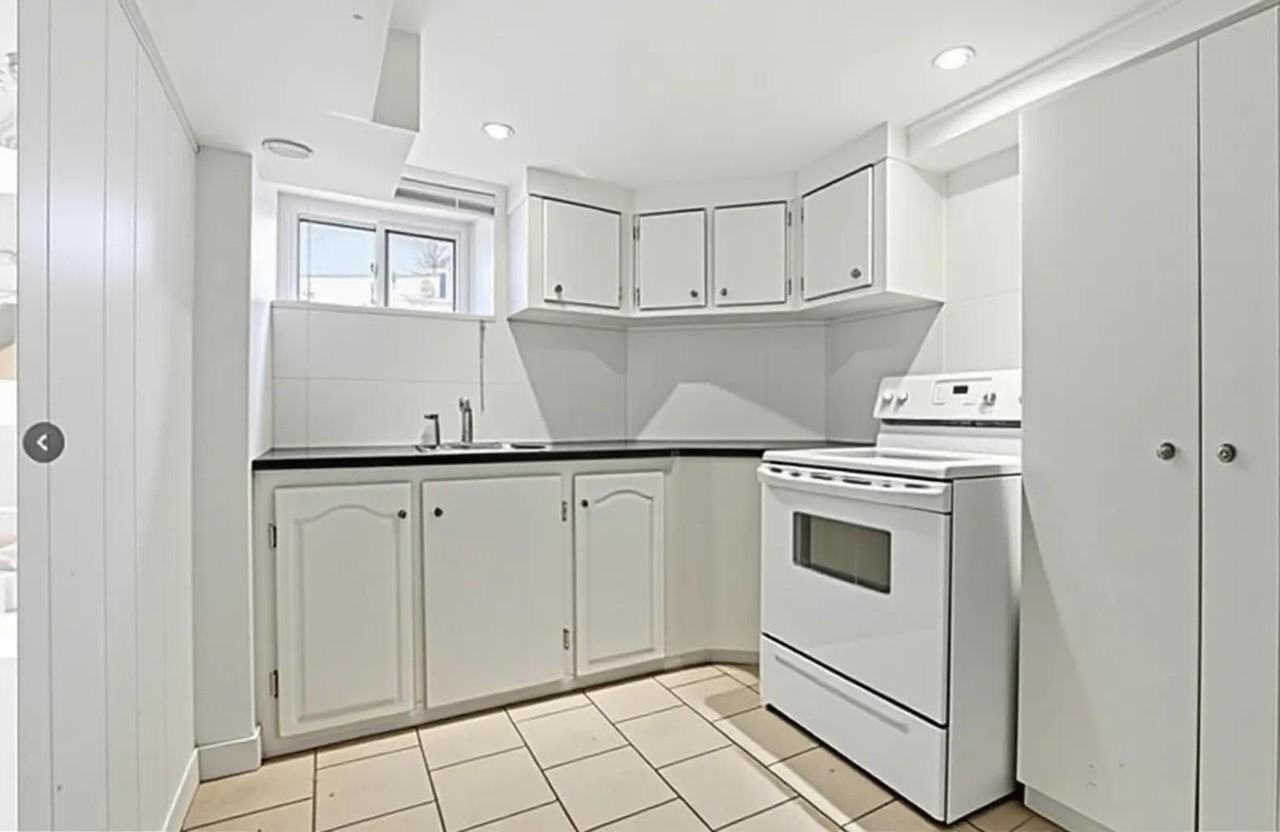 147 Emerald St S #4 - Photo 5 of 6